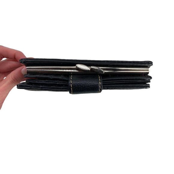 Genuine Leather Black Wallet With Snap Closure & Multiple Card Slots - Picture 5 of 6